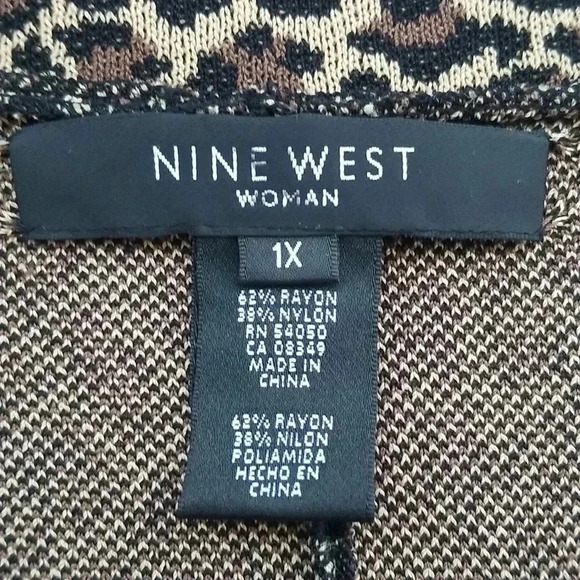 Nine west Animal print 2 button blazer/cover up 1X - Picture 4 of 6